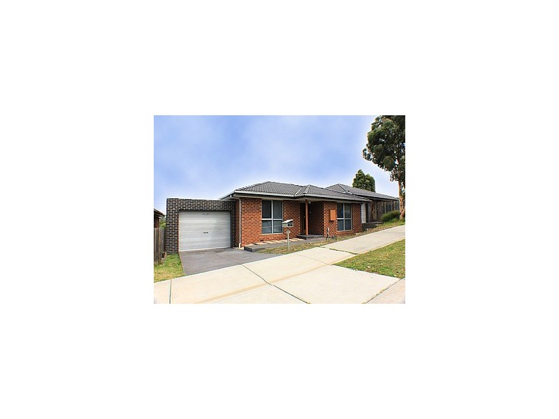 2 REBECCA STREET, Doveton VIC 3177