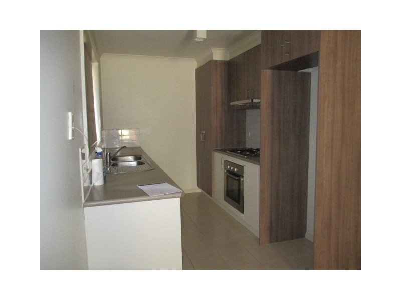 2 REBECCA STREET, Doveton VIC 3177