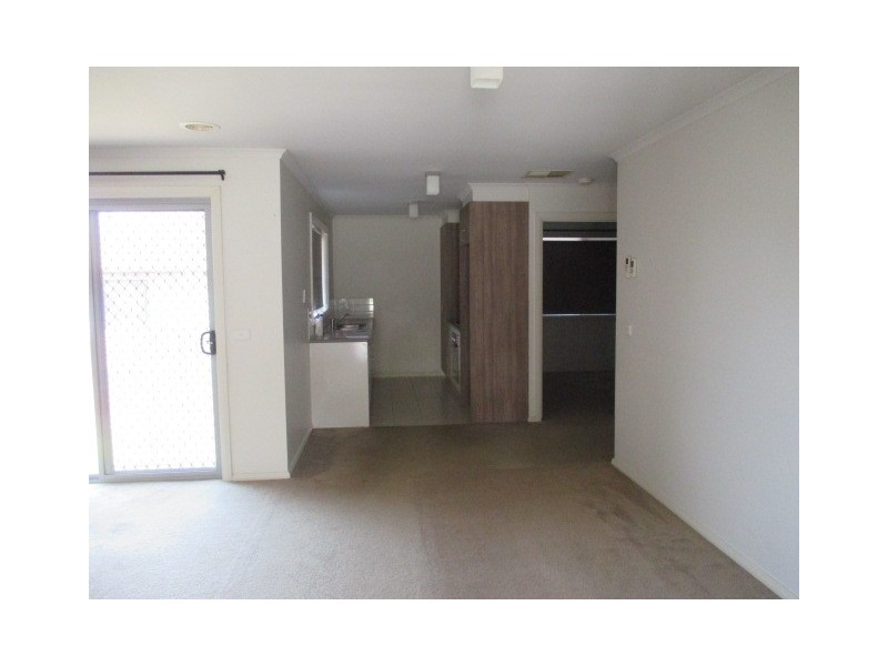 2 REBECCA STREET, Doveton VIC 3177