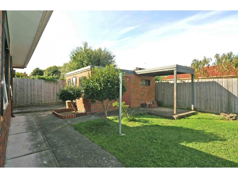 46 John Fawkner Drive, Endeavour Hills VIC 3802
