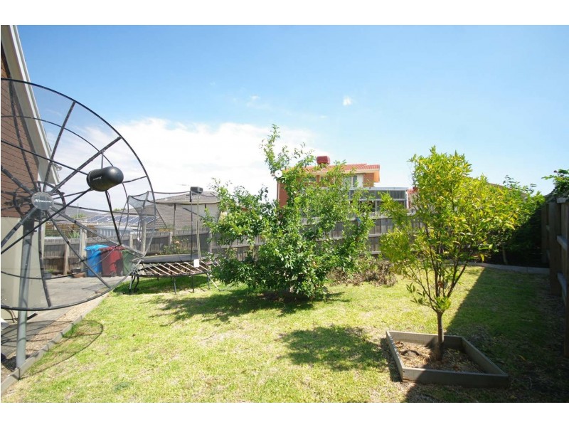 23 Sienna Crescent, Endeavour Hills VIC 3802