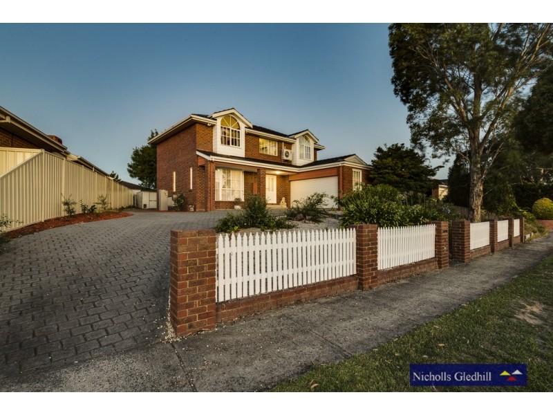 6 Chantell Avenue, Endeavour Hills VIC 3802