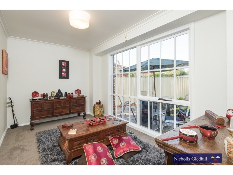 6 Chantell Avenue, Endeavour Hills VIC 3802