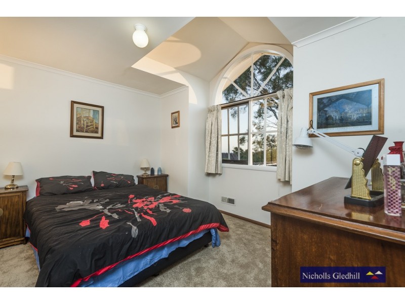 6 Chantell Avenue, Endeavour Hills VIC 3802