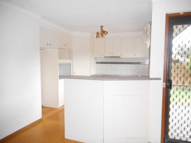 2 GLASGOW COURT, Endeavour Hills VIC 3802