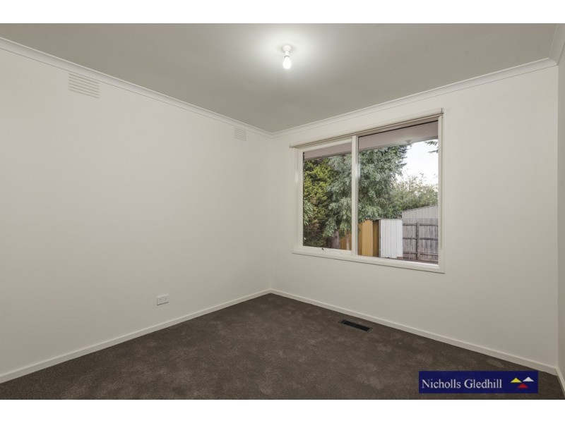 4 Primrose Hill Close, Endeavour Hills VIC 3802