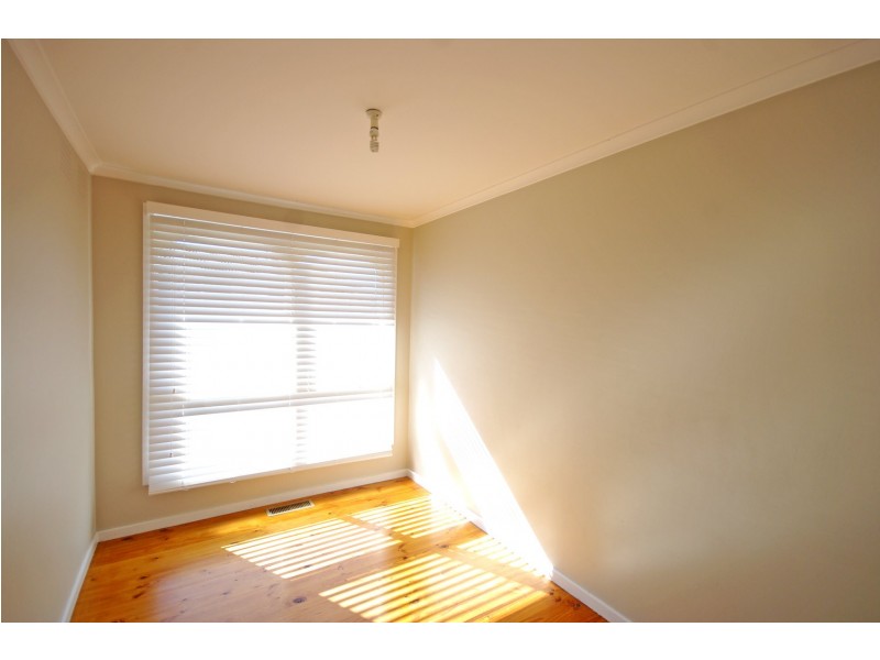 5 Simmonds Place, Endeavour Hills VIC 3802