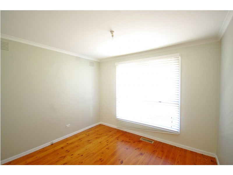 5 Simmonds Place, Endeavour Hills VIC 3802