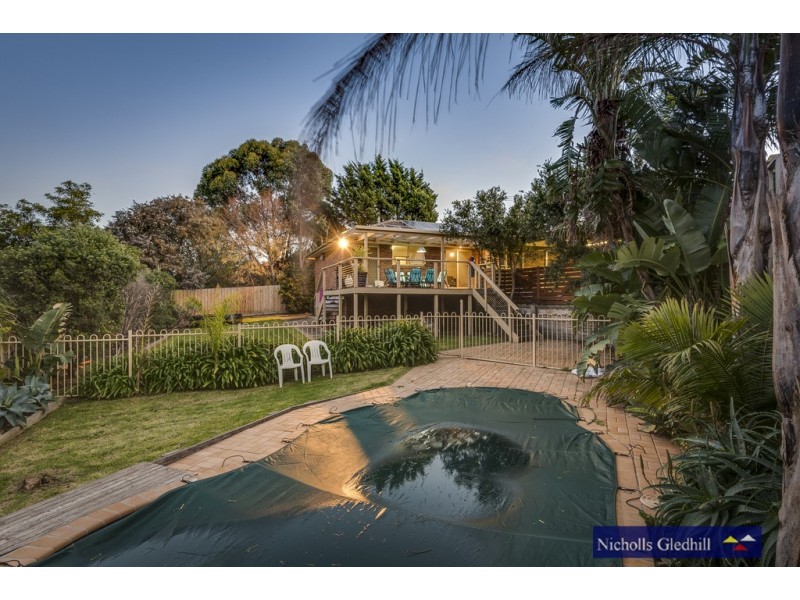 7 Hann Close, Endeavour Hills VIC 3802