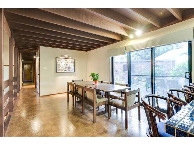 16 Anderson Court, Endeavour Hills VIC 3802