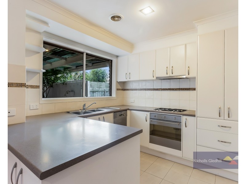 47 Hamilton Drive, Cranbourne North VIC 3977