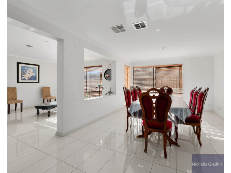 81 Sherwood Road, Narre Warren South VIC 3805