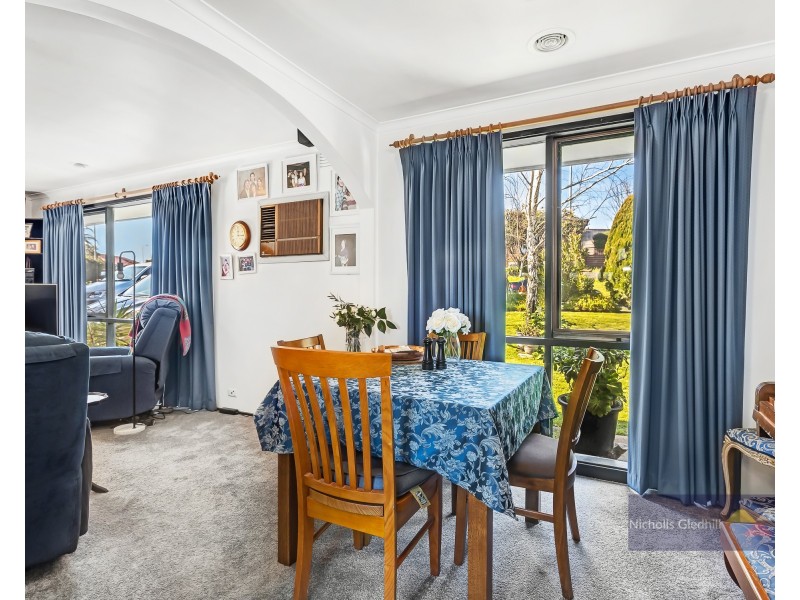 9 Maculosa Court, Endeavour Hills VIC 3802