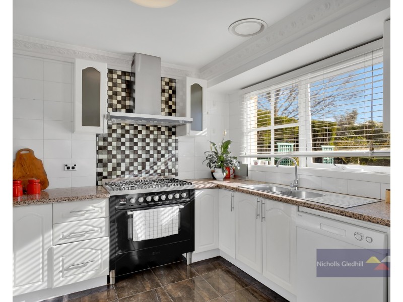 12 Brandon Court, Endeavour Hills VIC 3802