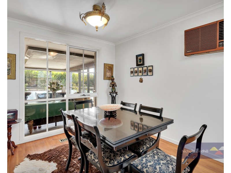 12 Brandon Court, Endeavour Hills VIC 3802