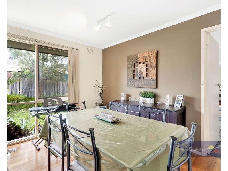 29 John Fawkner Drive, Endeavour Hills VIC 3802