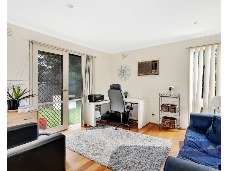 29 John Fawkner Drive, Endeavour Hills VIC 3802