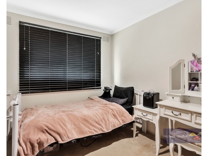 29 John Fawkner Drive, Endeavour Hills VIC 3802