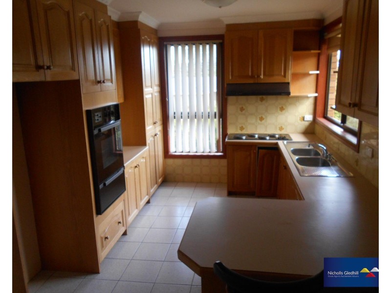 1 Hamilton Close, Endeavour Hills VIC 3802