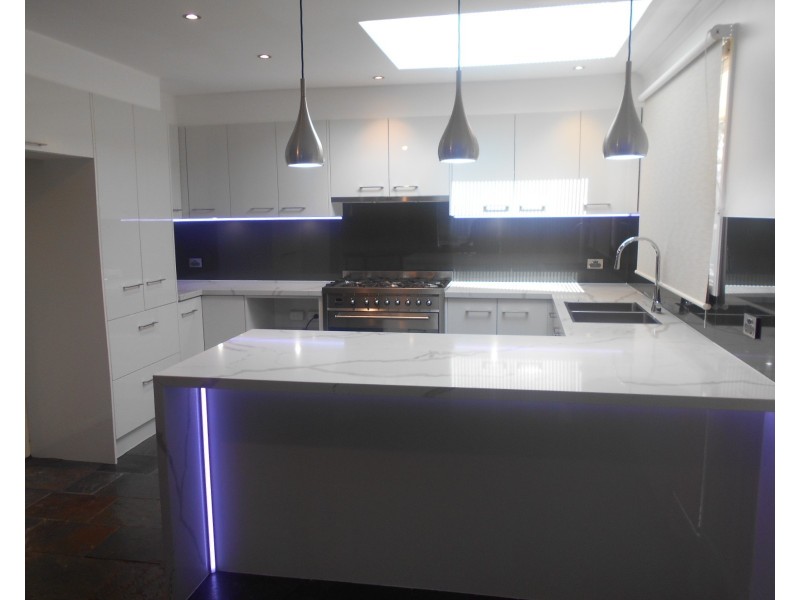 3 Poole Court, Endeavour Hills VIC 3802