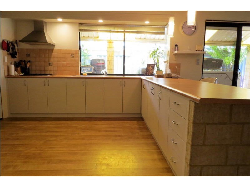 8 VALDEZ WAY, Port Kennedy WA 6172