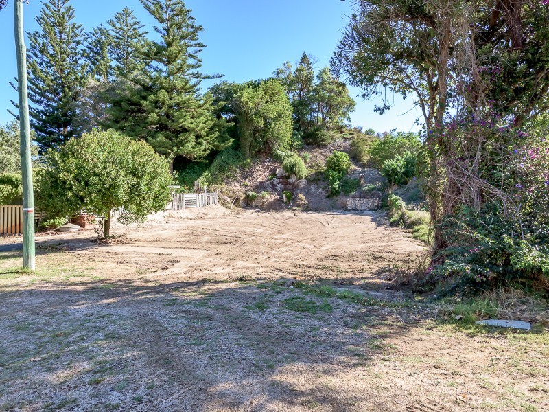 24 Shelton Street, Waikiki WA 6169