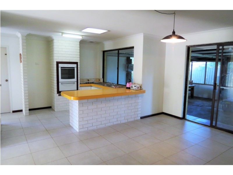 7 Dolton Place, Warnbro WA 6169