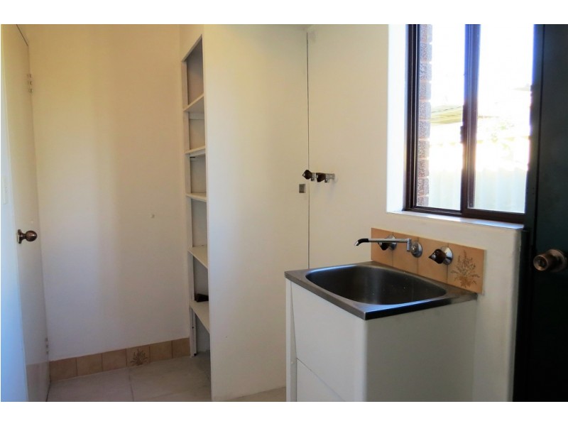 7 Dolton Place, Warnbro WA 6169