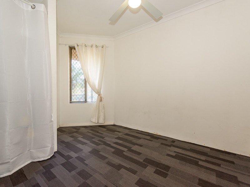 12 Lightfoot Place, Cooloongup WA 6168