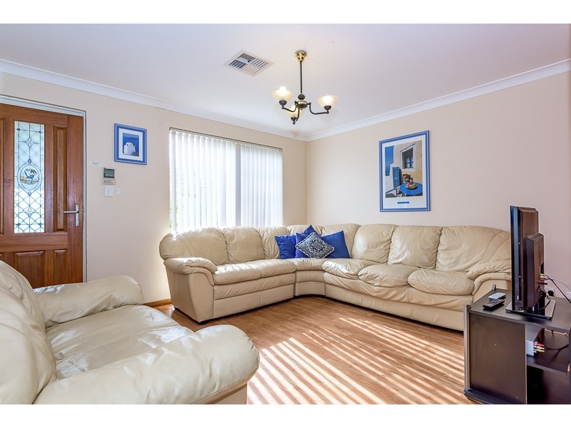 Unit 2, 11 Bell Street, Rockingham WA 6168