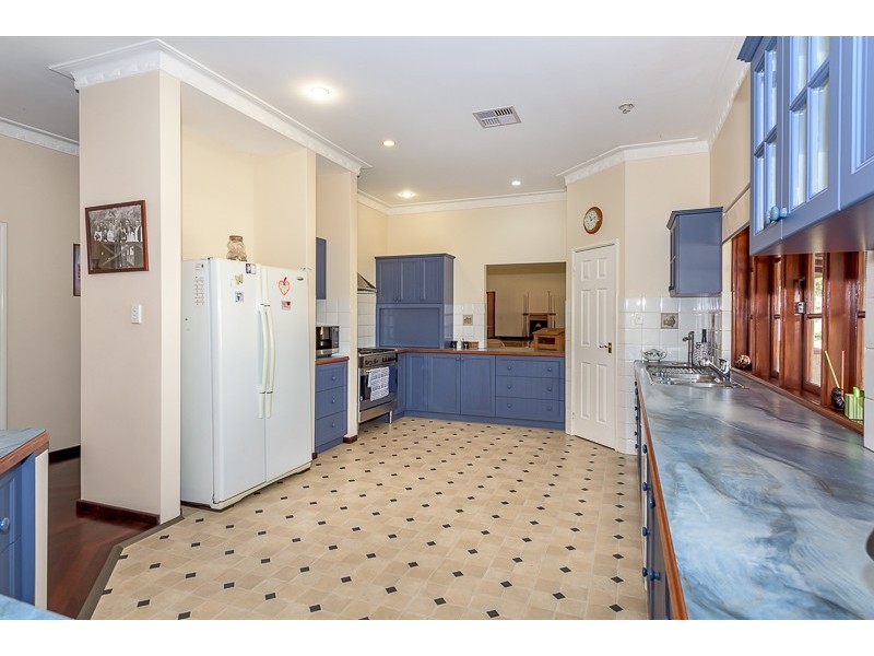 95 Banksia Road, Wellard WA 6170