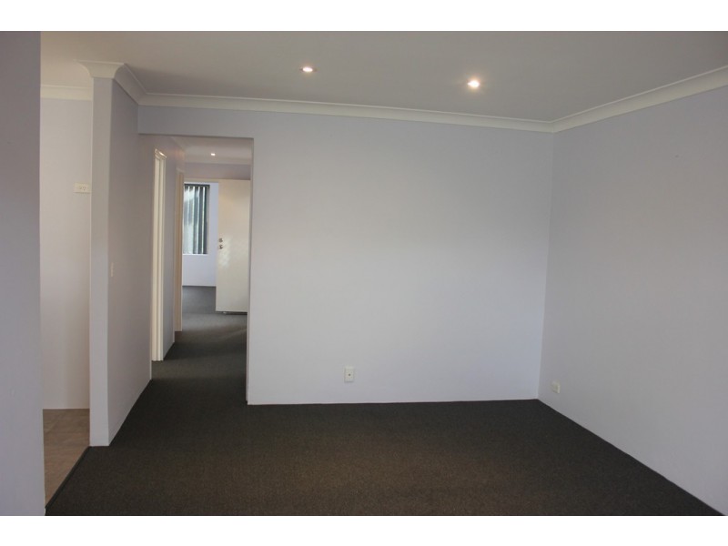 14/15 Baralda Court, Rockingham WA 6168