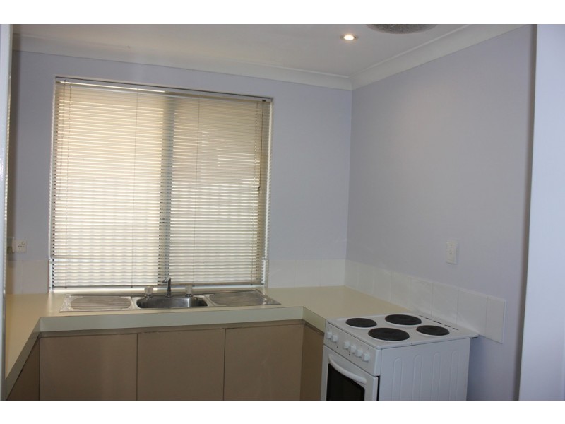 14/15 Baralda Court, Rockingham WA 6168