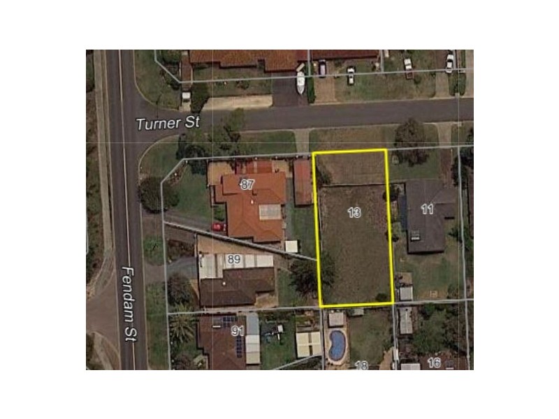 13 Turner Street, Warnbro WA 6169