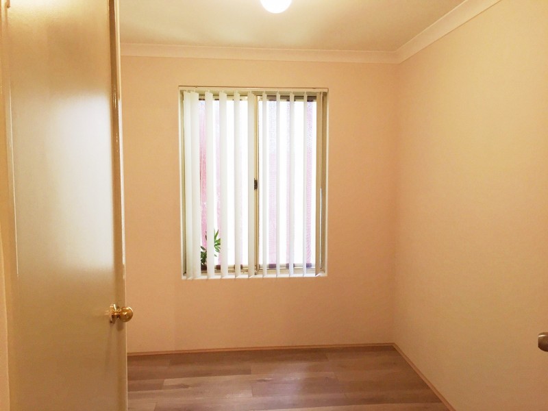 6 Ballina Place, Waikiki WA 6169