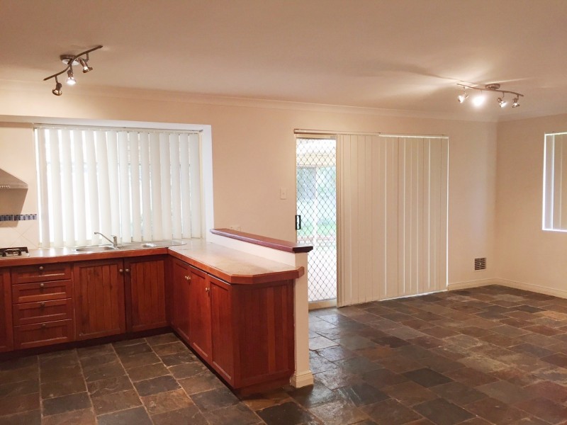 6 Ballina Place, Waikiki WA 6169