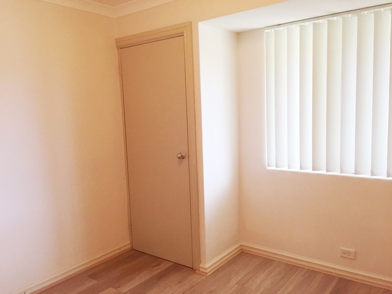 6 Ballina Place, Waikiki WA 6169