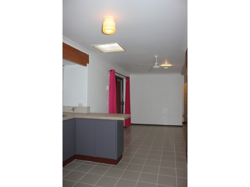 3 Waterton Way, Cooloongup WA 6168