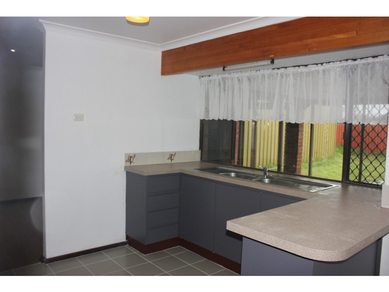 3 Waterton Way, Cooloongup WA 6168