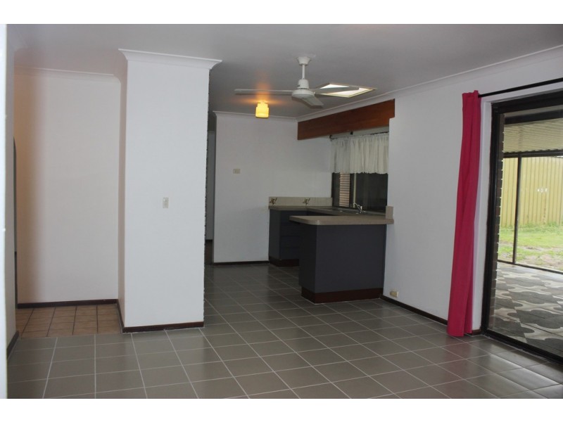 3 Waterton Way, Cooloongup WA 6168