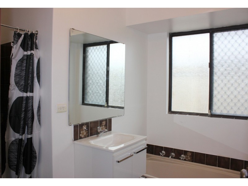 3 Waterton Way, Cooloongup WA 6168