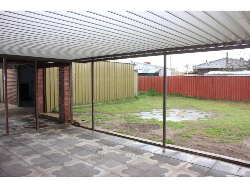 3 Waterton Way, Cooloongup WA 6168