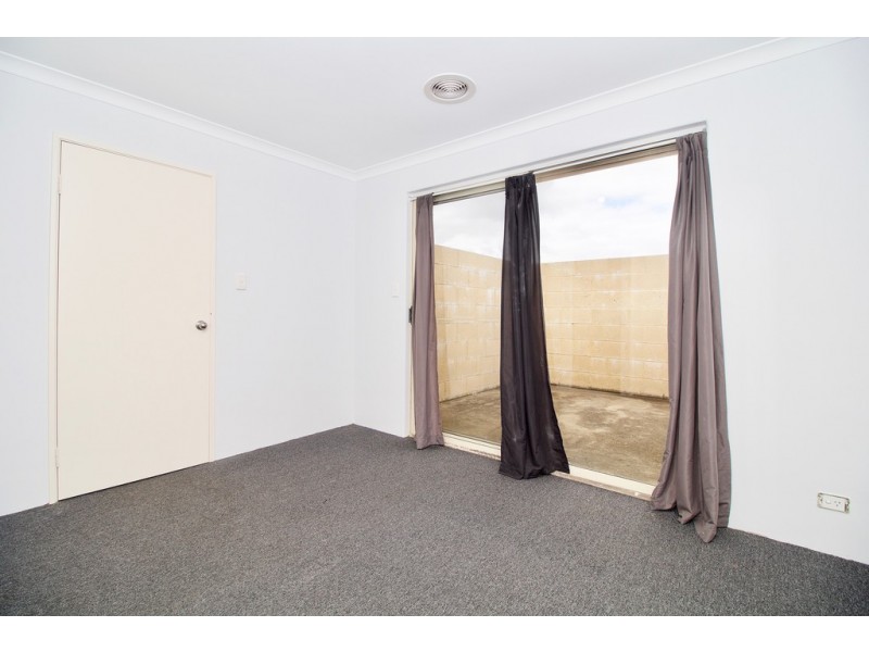 1 Tenella Mews, Warnbro WA 6169
