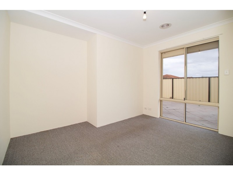 1 Tenella Mews, Warnbro WA 6169