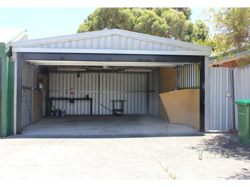 1 Tenella Mews, Warnbro WA 6169