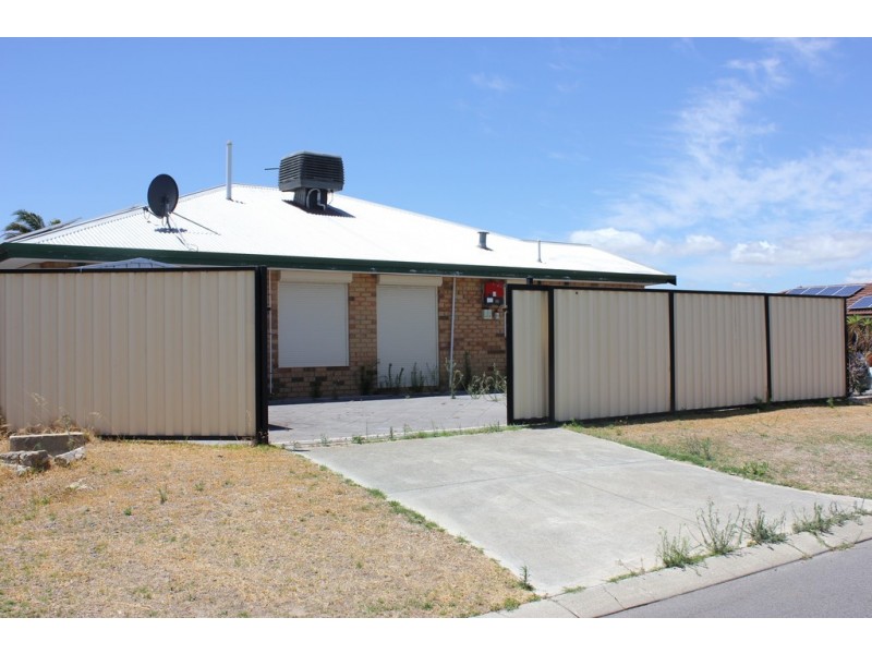 1 Tenella Mews, Warnbro WA 6169