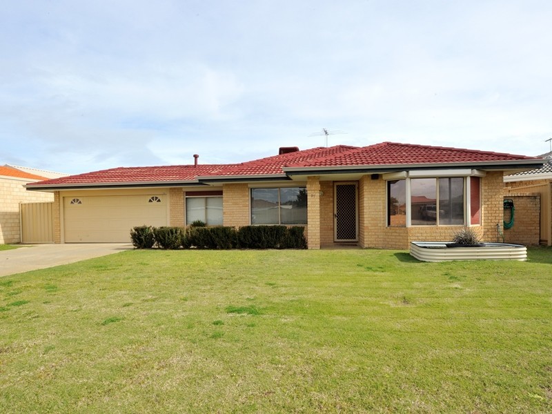 97 Charthouse Road, Waikiki WA 6169