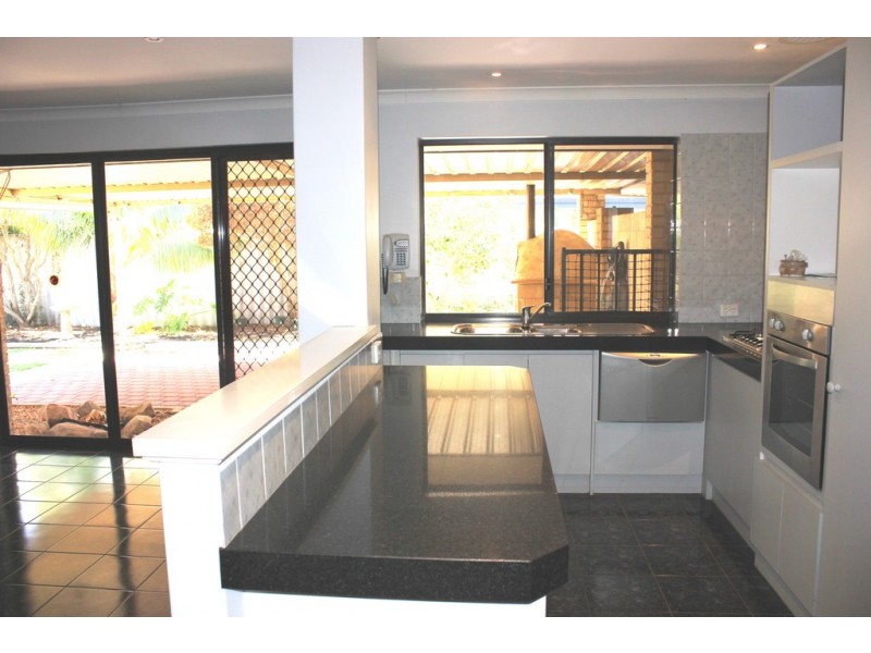 16 Aldinga Place, Waikiki WA 6169