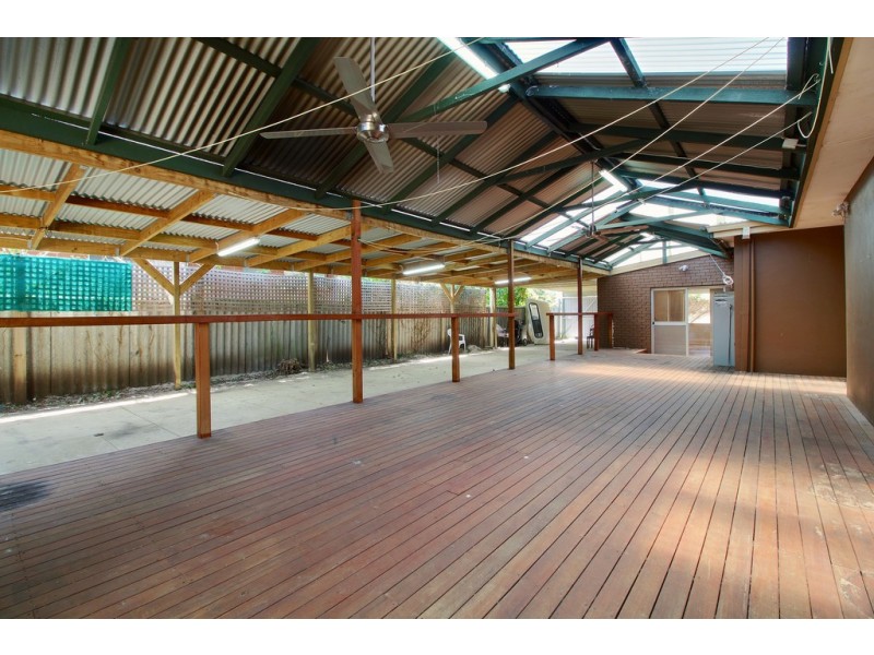 5 Mead Street, Warnbro WA 6169