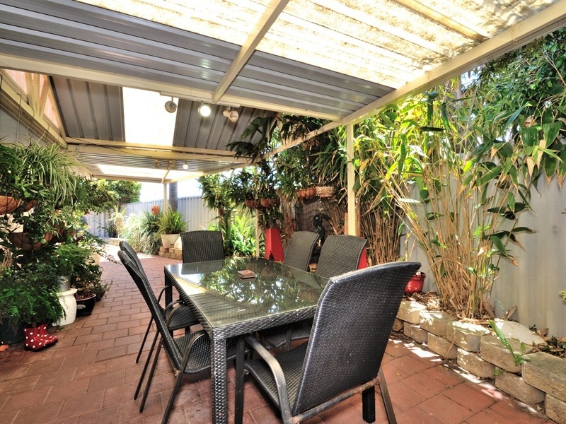 12 Lindeman Court, Waikiki WA 6169
